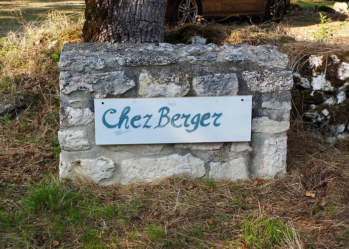 Bed & Breakfast Chez Berger, 2 Persoons Gastenkamer, 1 Hond Toegestaan In Overleg Flaugnac