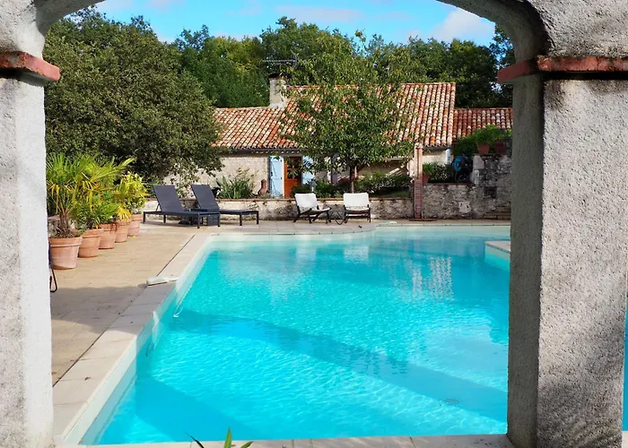 Chez Berger, 2 Persoons Gastenkamer, 1 Hond Toegestaan In Overleg Bed & Breakfast Flaugnac