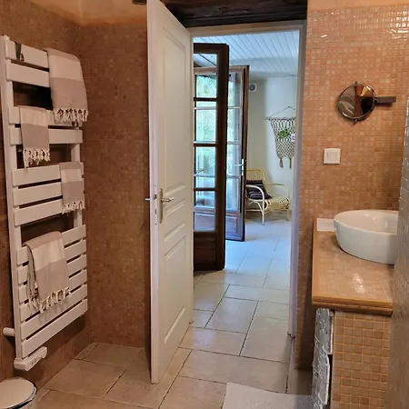 Bed & Breakfast Chez Berger, 2 Persoons Gastenkamer, 1 Hond Toegestaan In Overleg Flaugnac